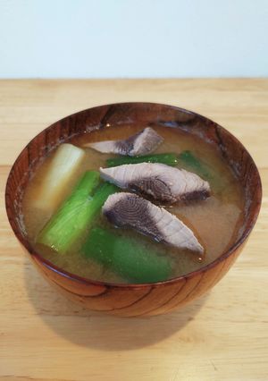 白ねぎとかつおのあらの味噌汁-レシピのメイン写真