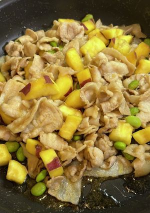 サツマイモと豚肉の甘辛炒め-レシピのメイン写真