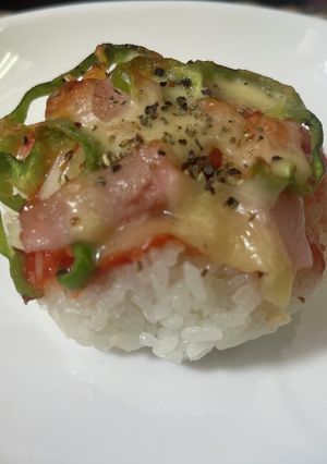ピザ焼きおにぎり-レシピのメイン写真