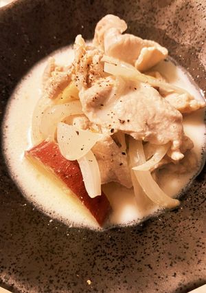 豚肉とさつまいものミルク煮込み-レシピのメイン写真