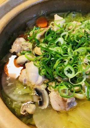 鍋の素活用●鶏肉の白菜＆根菜キノコ鍋-レシピのメイン写真