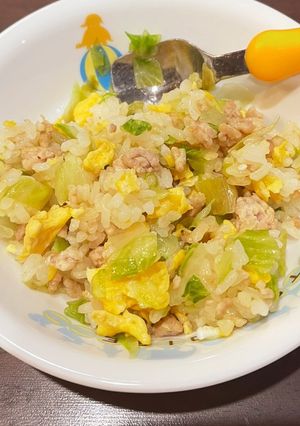 幼児食にも！鶏ひき肉でレタスチャーハン-レシピのメイン写真