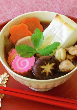 万能つゆでつくるお雑煮-レシピのメイン写真