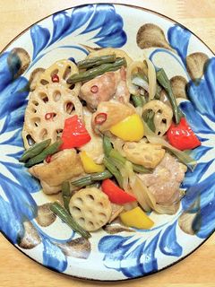 鶏もも肉とレンコンとパプリカの甘酢炒め-レシピのメイン写真