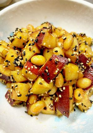 さつまいもと大豆のコロコロ炒め煮。-レシピのメイン写真