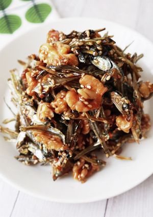 食べる小魚で☆くるみ田作り-レシピのメイン写真