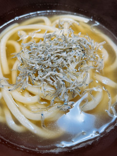 超簡単!じゃこ乗せチーズ煮込みうどん-レシピのメイン写真