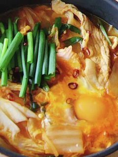 鍋★白菜豚チゲ★一人鍋うどん★半熟卵-レシピのメイン写真