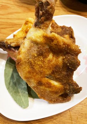 特製唐揚粉で揚げる骨付きもも肉　カレー味-レシピのメイン写真