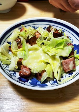 ハムステーキonチーズキャベツで蒸し焼き-レシピのメイン写真