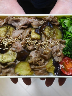 電子レンジで簡単★なすと牛肉の丼弁当-レシピのメイン写真
