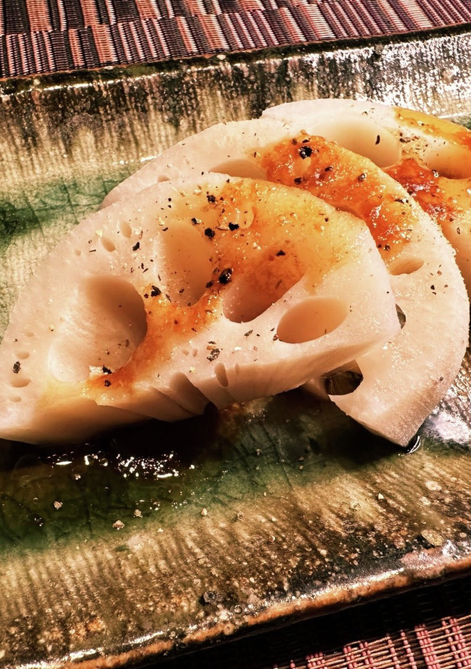 蒸し焼き蓮根のトマトソースかけ-レシピのメイン写真