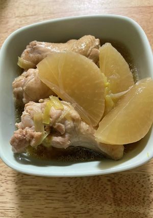 鶏肉手羽元と大根白ネギの煮物-レシピのメイン写真