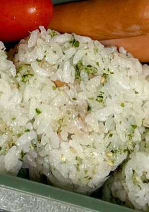 青のりご飯でおむすび弁当-レシピのメイン写真