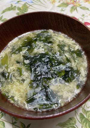 わかめと卵のコンソメスープ-レシピのメイン写真