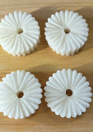 もっとズボラ♪型で作る大根の菊　飾り切り-レシピのメイン写真
