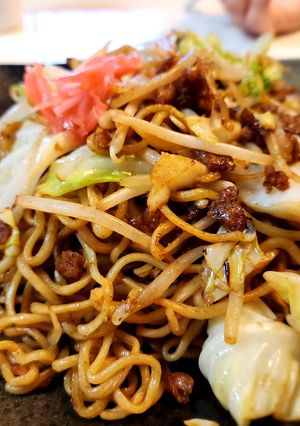 シコシコ麺のイカ天焼きそばの作り方-レシピのメイン写真
