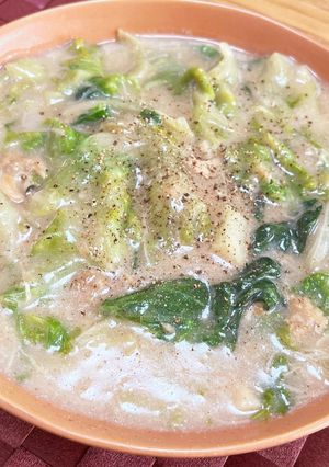 レタスとホタテ缶の中華風豆乳煮込み-レシピのメイン写真