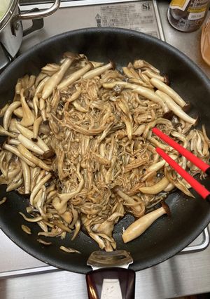 ごはん、お酒が進む！3種きのこの醤油炒め-レシピのメイン写真