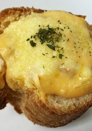 幻のチーズグラタンパン-レシピのメイン写真
