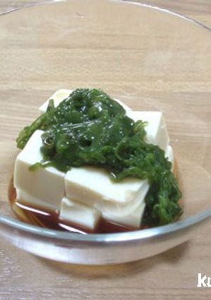 簡単すぐ出来♫♬めかぶ冷奴-レシピのメイン写真
