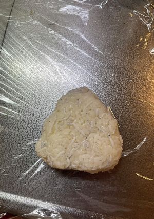 超簡単しらすおにぎり-レシピのメイン写真