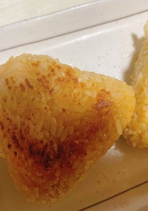 愛情たっぷり♡チーズイン焼きおにぎり♡-レシピのメイン写真