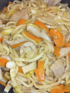 豚トロとエリンギの醤油焼きうどん-レシピのメイン写真