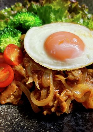 玉ねぎで量増し！豚こまポークチャップ-レシピのメイン写真