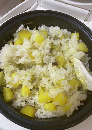 簡単！さつまいもの炊き込みご飯-レシピのメイン写真