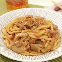 基本からアレンジまで！思わずつくりたくなる「りんご うどん」の