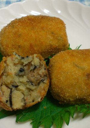 リメイク!ひじきの煮物でポテトコロッケ-レシピのメイン写真