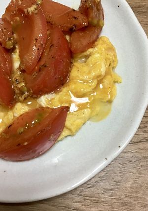 食日記/焼きトマトと半熟たまご/時短-レシピのメイン写真