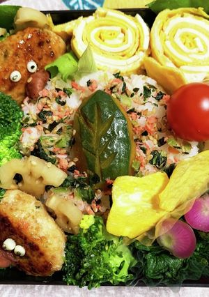 11/29ﾖｯﾁｬﾝ☆トナカイつくね弁当-レシピのメイン写真