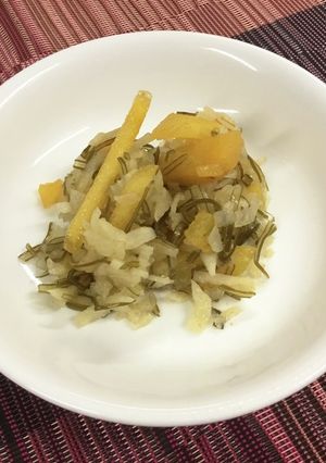 【保育園給食】柿の酢の物-レシピのメイン写真