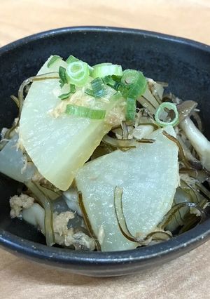 こんぶジェンヌ入り大根とツナの煮物-レシピのメイン写真