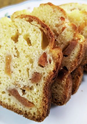 柿のパウンドケーキ♪お庭の柿を大切に-レシピのメイン写真