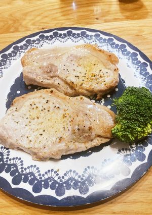 スパイスソルトで簡単ポークソテー-レシピのメイン写真
