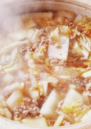 白菜鍋豪華ピリ辛☆1食100円以下☆節約-レシピのメイン写真