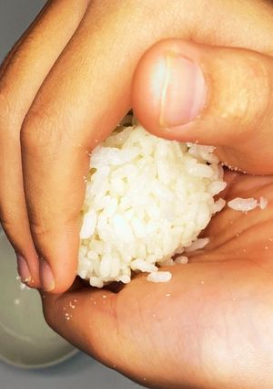子供向け簡単で美味しいおにぎり-レシピのメイン写真
