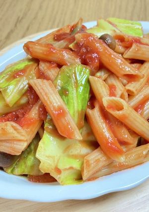 キャベツとしめじのトマトソースペンネ-レシピのメイン写真