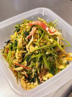 超簡単!豆苗と卵とカニカマの中華炒め-レシピのメイン写真