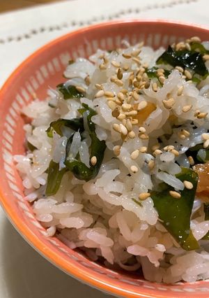 簡単♡釜揚げしらすとわかめの混ぜご飯♡-レシピのメイン写真