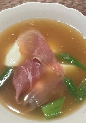 モッツァレッラと生ハムのお雑煮-レシピのメイン写真