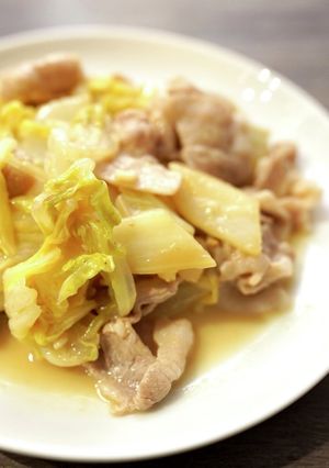 大量消費！豚バラ白菜ガリバタポン酢炒め-レシピのメイン写真