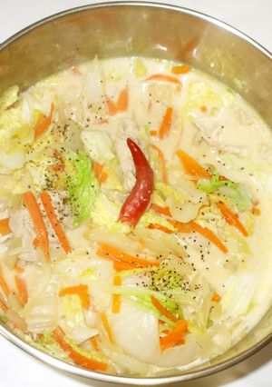 豆乳白菜鍋♪咳が止まらない時に簡単薬膳-レシピのメイン写真