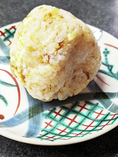 チーズと鰹節の醤油が香る★パリおにぎり-レシピのメイン写真