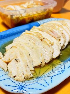 簡単調理♫鶏むね肉のレンジ蒸し-レシピのメイン写真