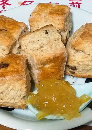 おれのスコーン(薄力粉＋強力粉＋全粒粉)-レシピのメイン写真