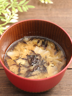 痛風対策!ひじきと白菜のお味噌汁-レシピのメイン写真